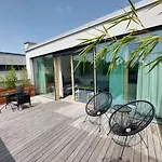 R41 - Tivoli Groundfloor Apartment