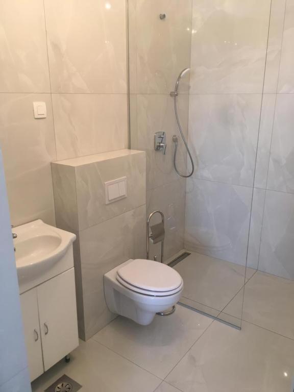 R41 - Tivoli Groundfloor Gostinjska kuća